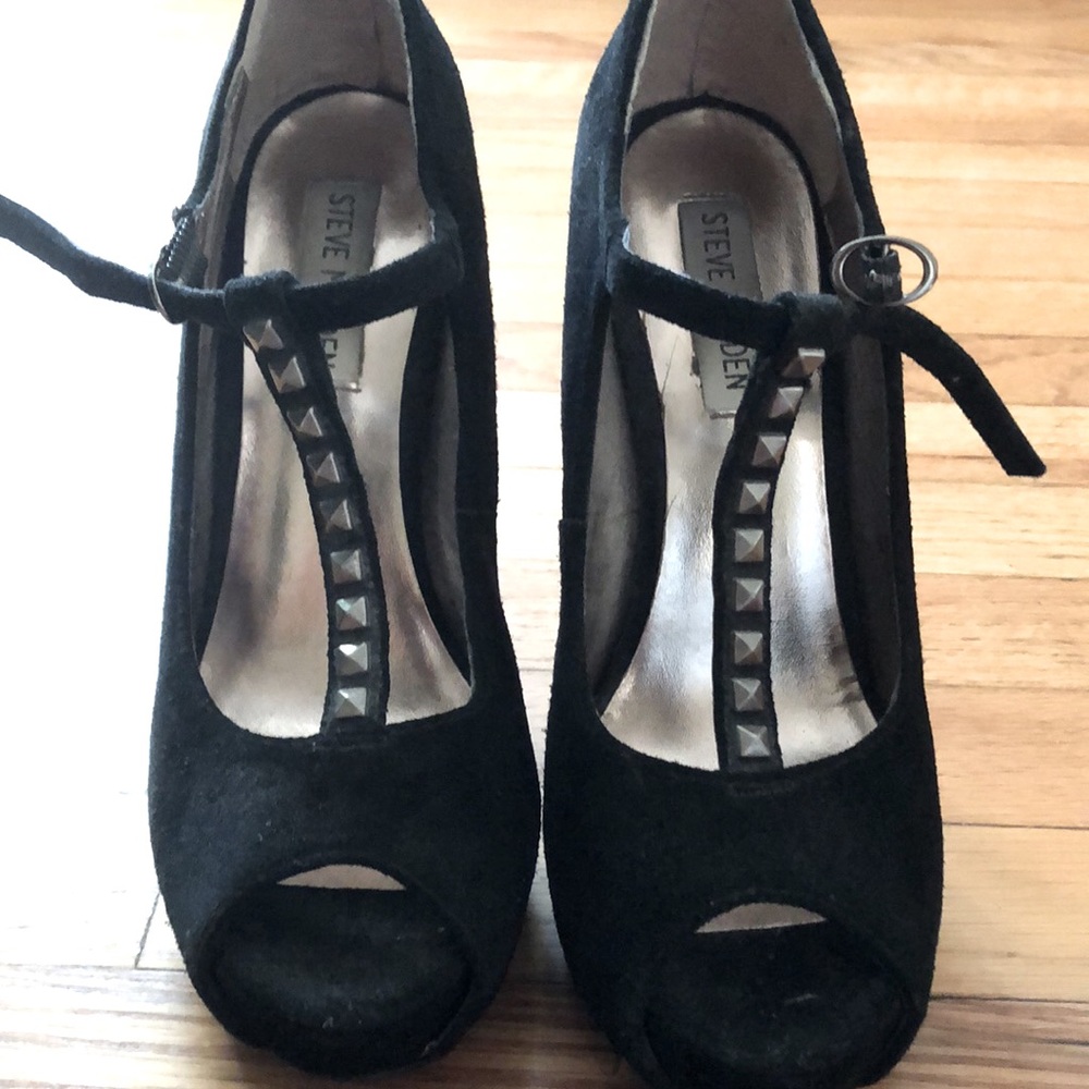 Steve Madden black studded peep toe pumps